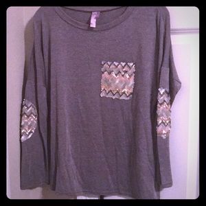 Gray L/S top with sequin pocket & elbows